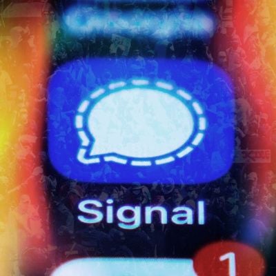 Podcast: Cómo usar Signal durante una protesta con. Bill Budington