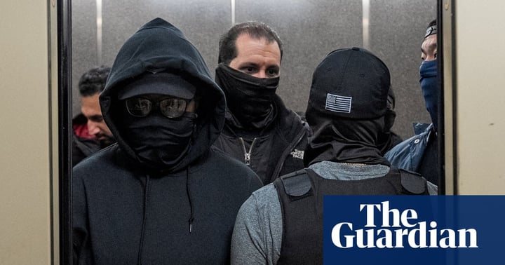 El FBI espió un chat grupal de Signal de activistas por la inmigración, revelan los registros